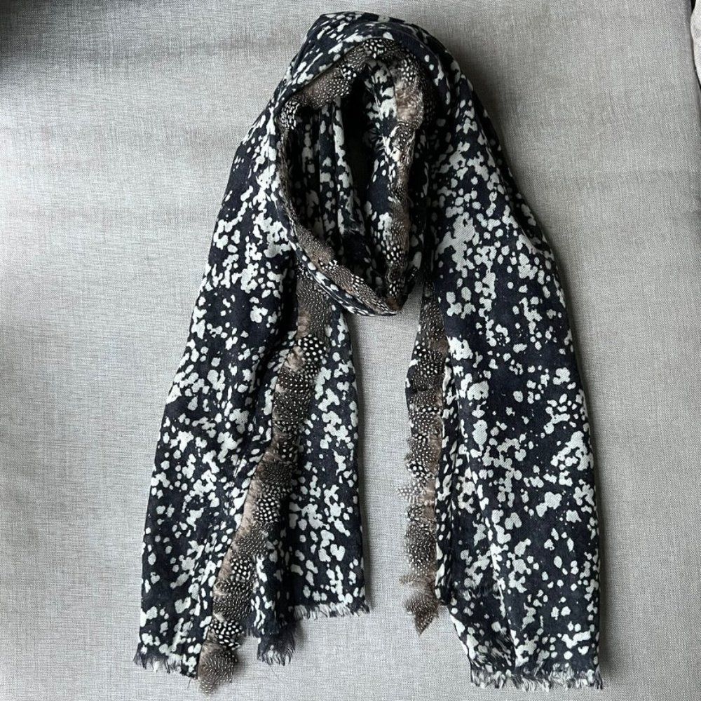 NEW Anthropology RR Rose & Rose animal print 100% wool scarf with feather trim